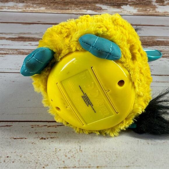 Hasbro 2012 Furby Lightning Zap Yellow Teal Interactive Pet Toy - Picture 6 of 6